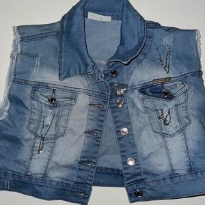 Sleeveless Denim Cropped Jacket